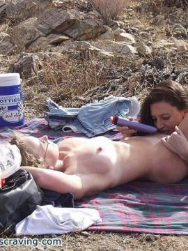 Я в первый раз Алиночка! (Первый раз в жопу больно) фото